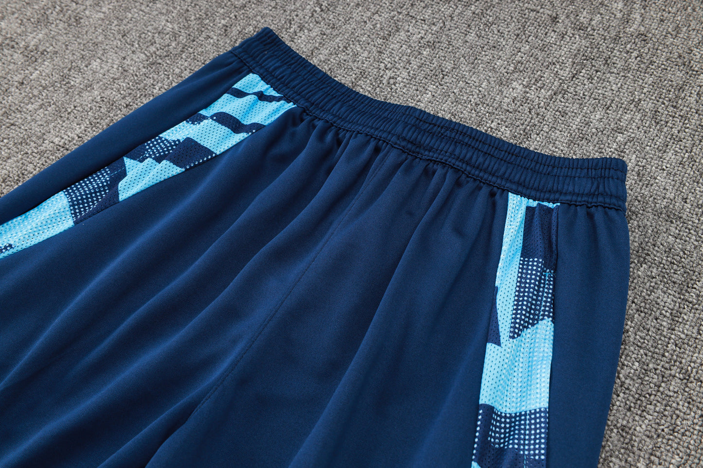 Tracksuit 24/25