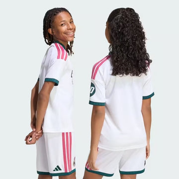 Home 26/27 Kids Kit
