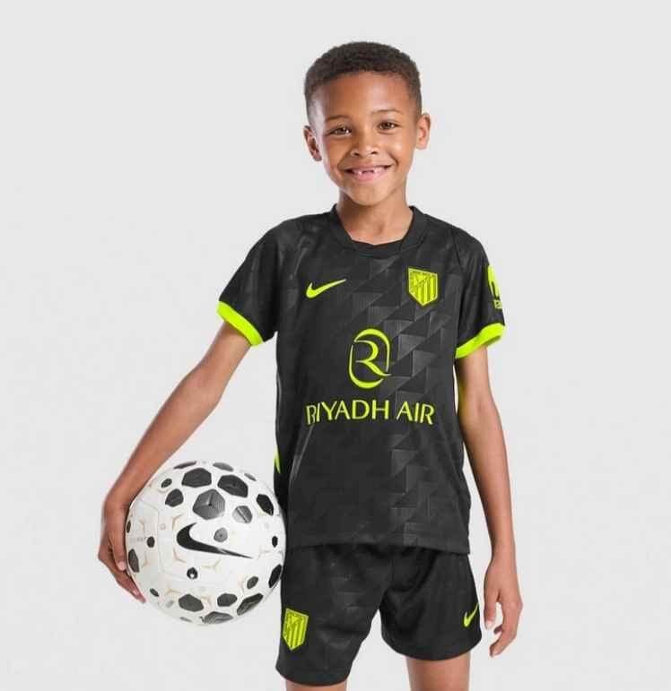 Away 26/27 Kids Kit