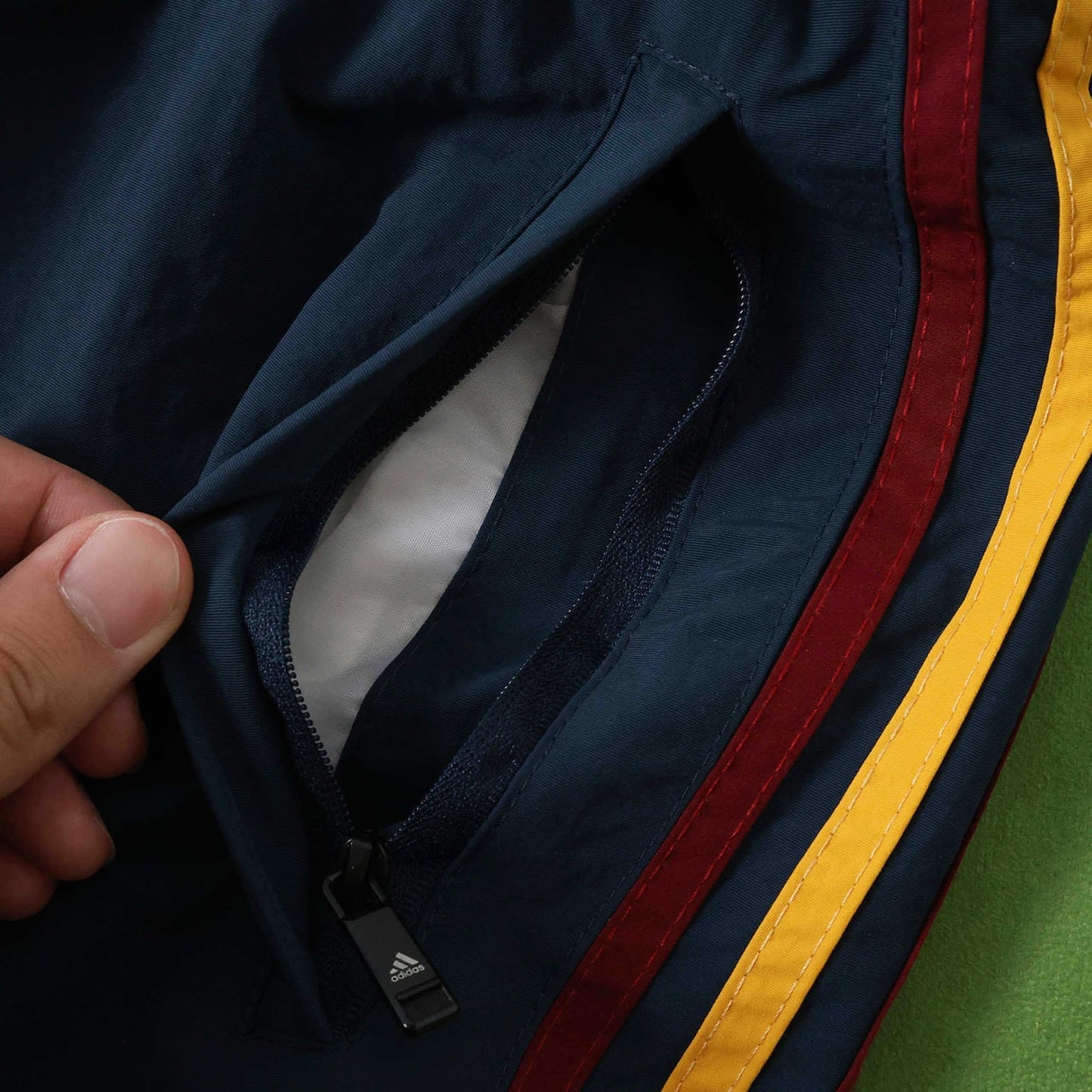 Windbreaker 26/27