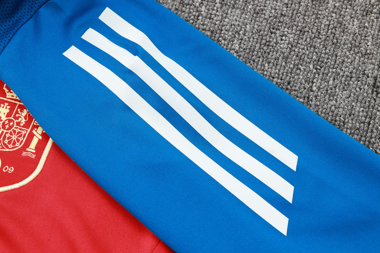 Tracksuit 24/25