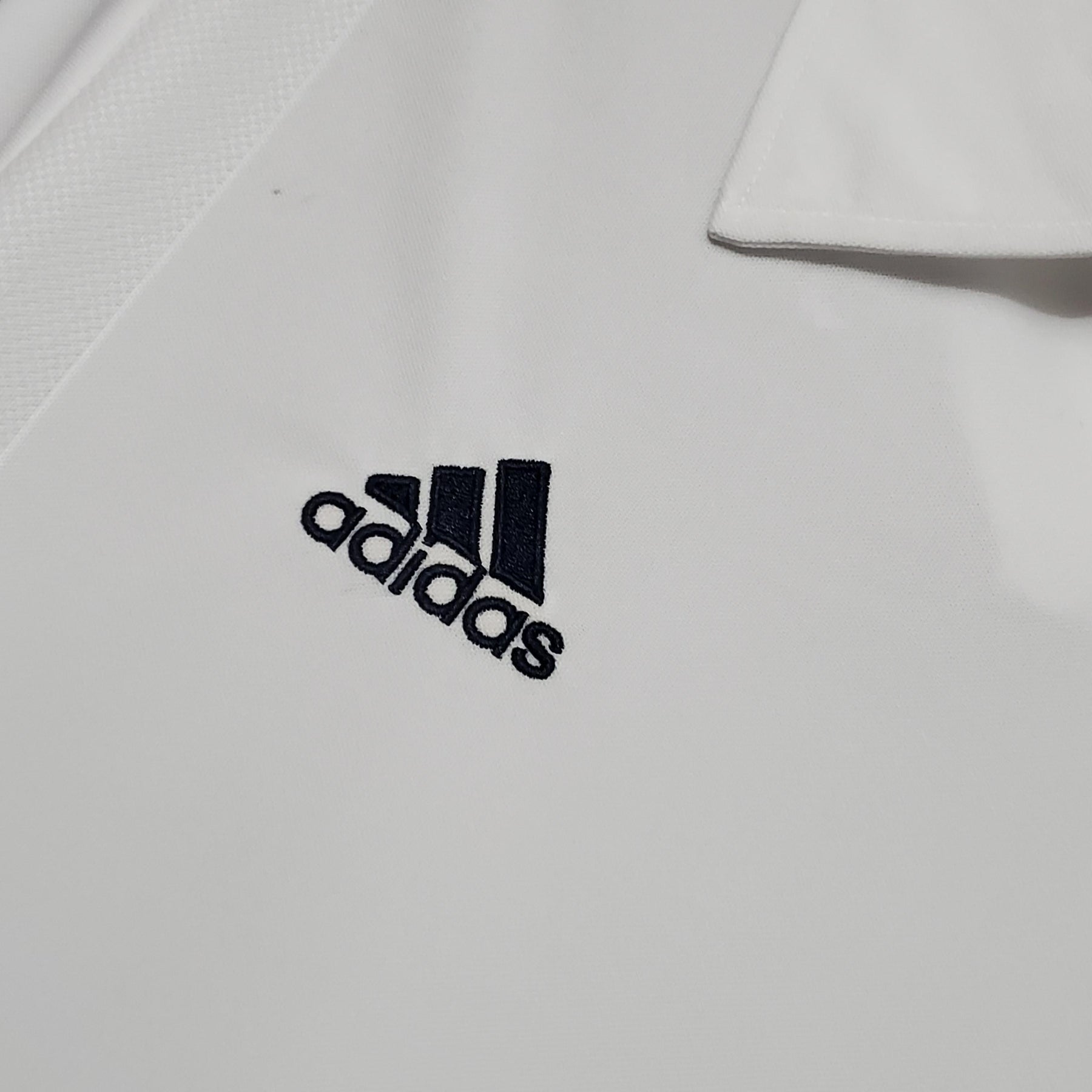 Real Madrid Retro Home Jersey 2002 - Long Sleeve