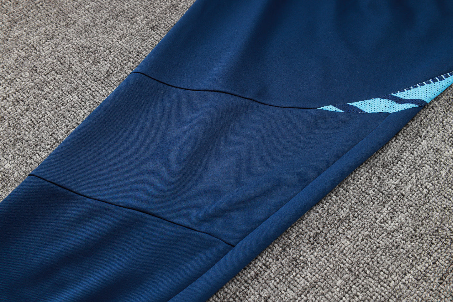 Tracksuit 24/25