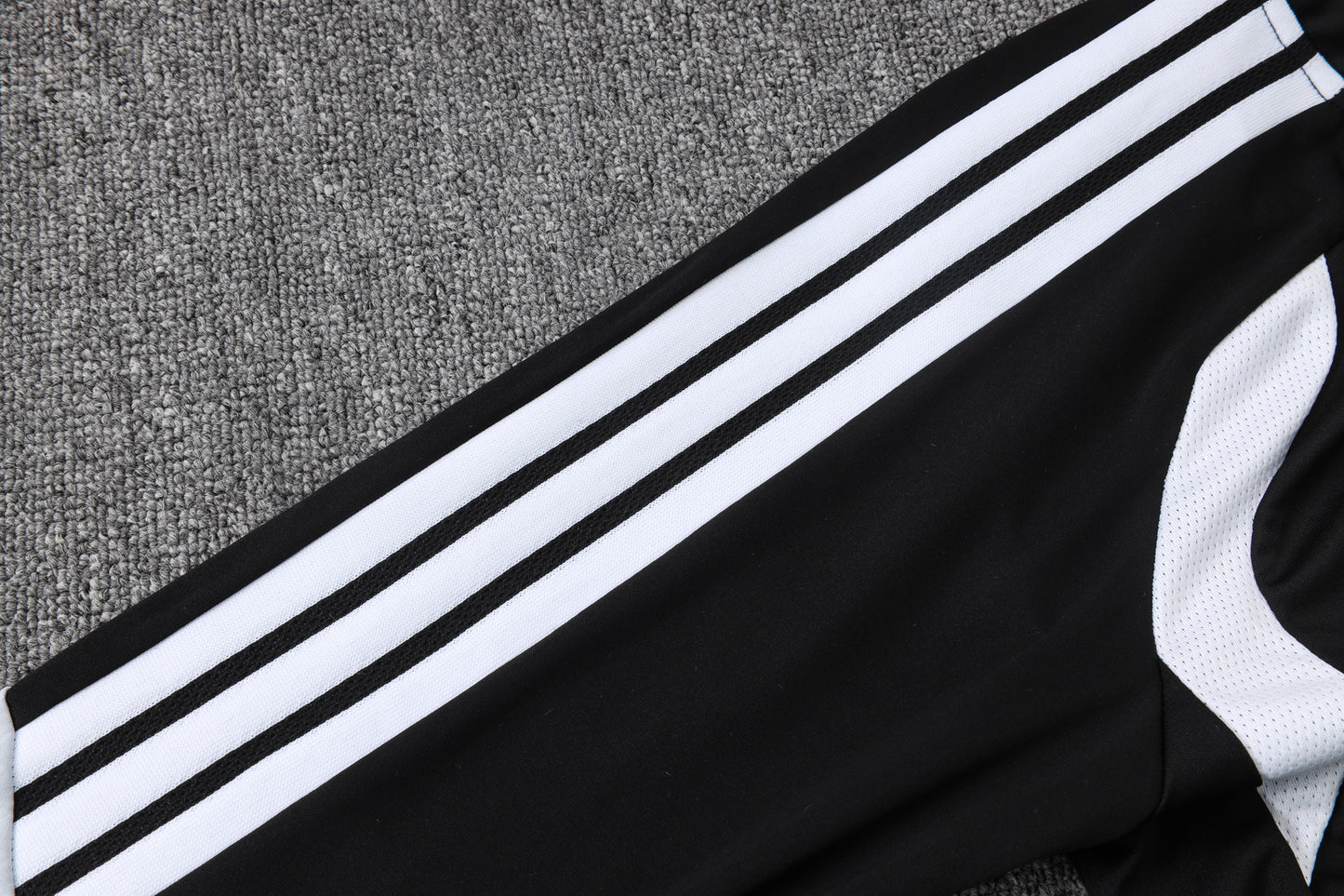 Tracksuit 26/27