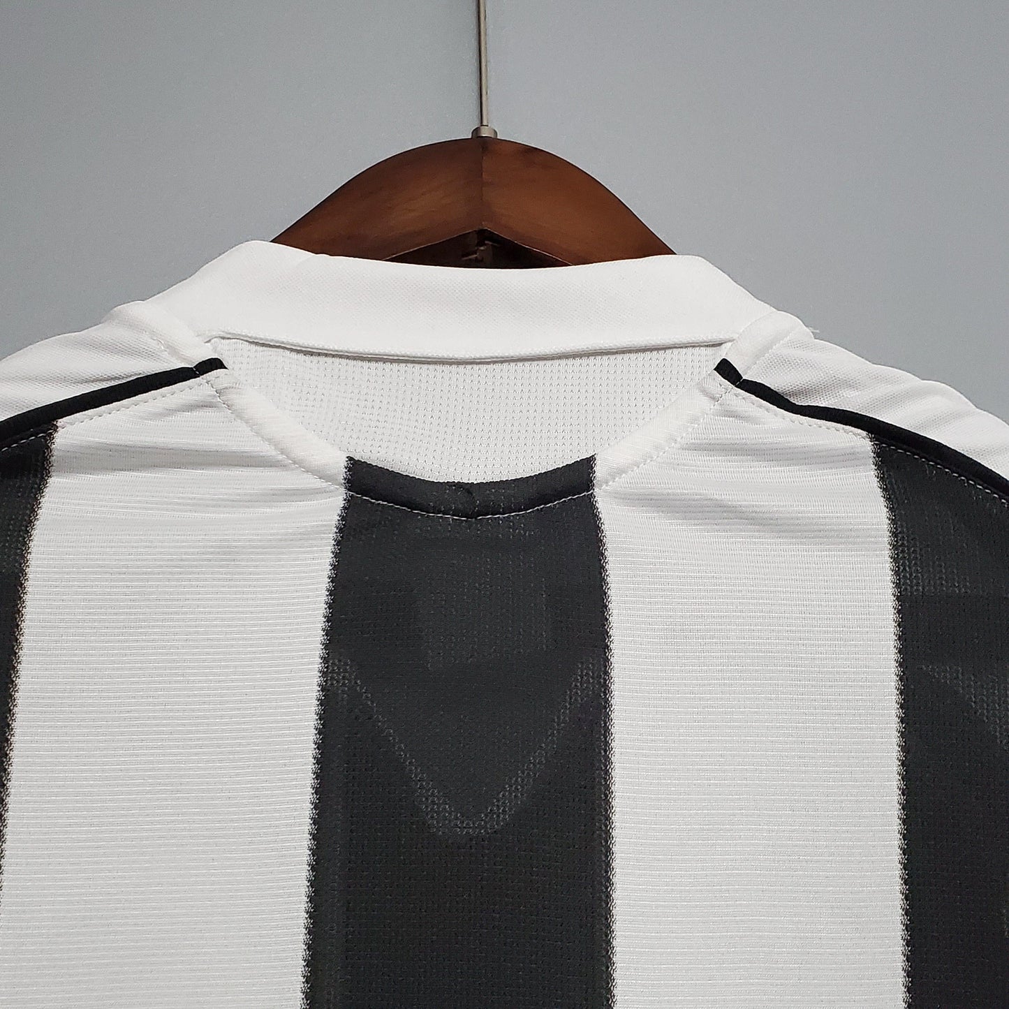 Retro Home 05/06 Men's Jersey