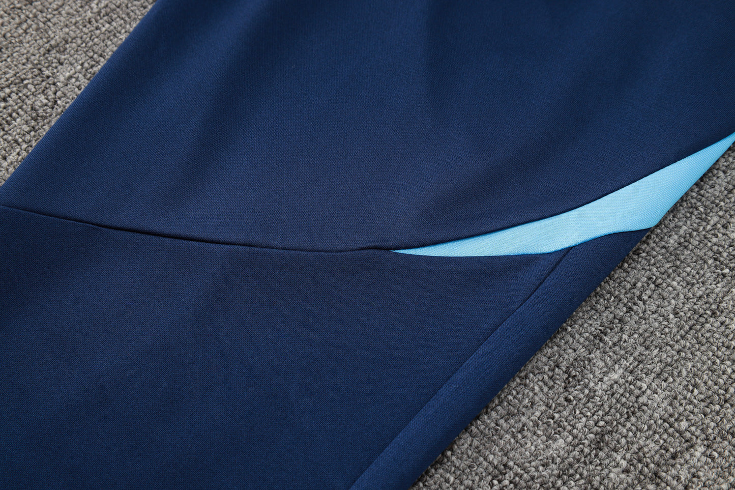 Tracksuit 24/25