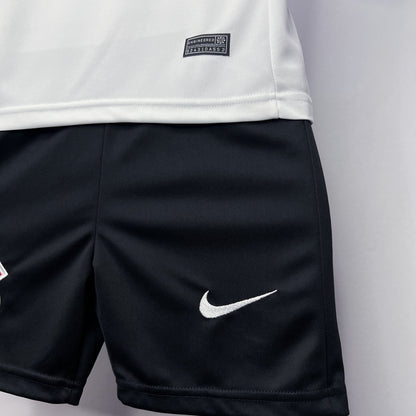 Home 24/25 Kids Kit