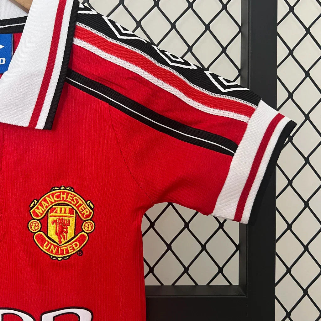 Kids Manchester United Home Kit 1999/2000 - Retrﾃｴ