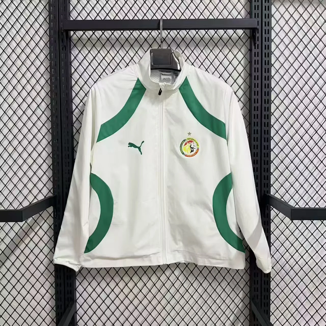 Windbreaker 25