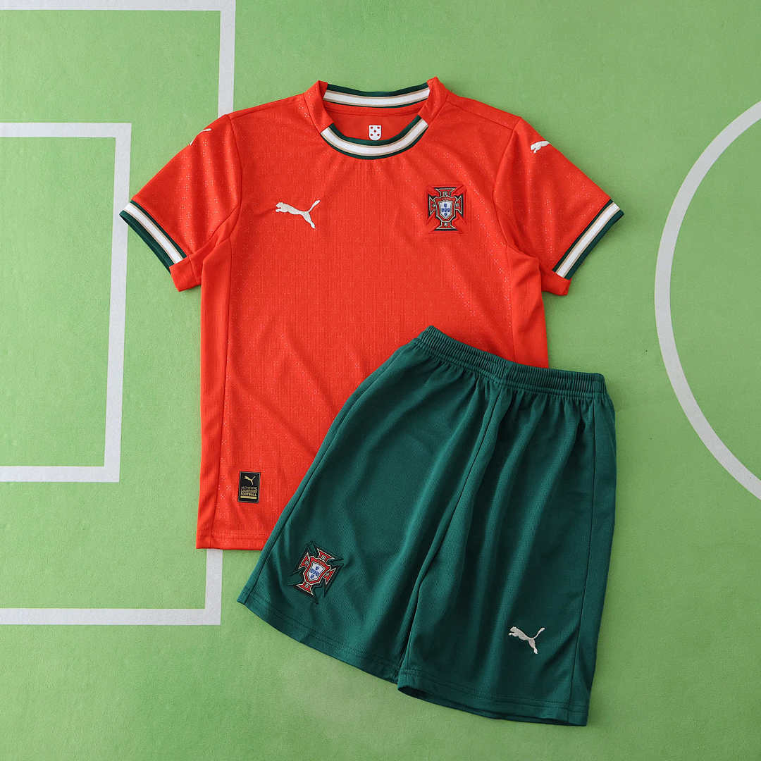 Home 25/26 Kids Kit