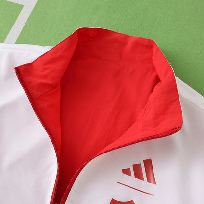 Windbreaker 25