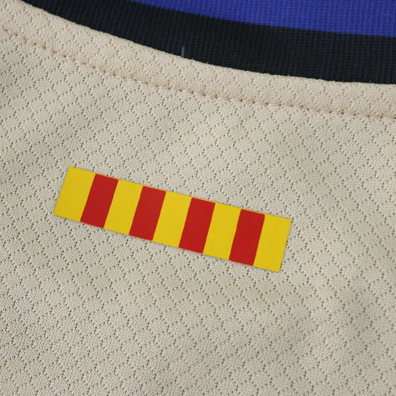 Away 25/26 Kids Kit