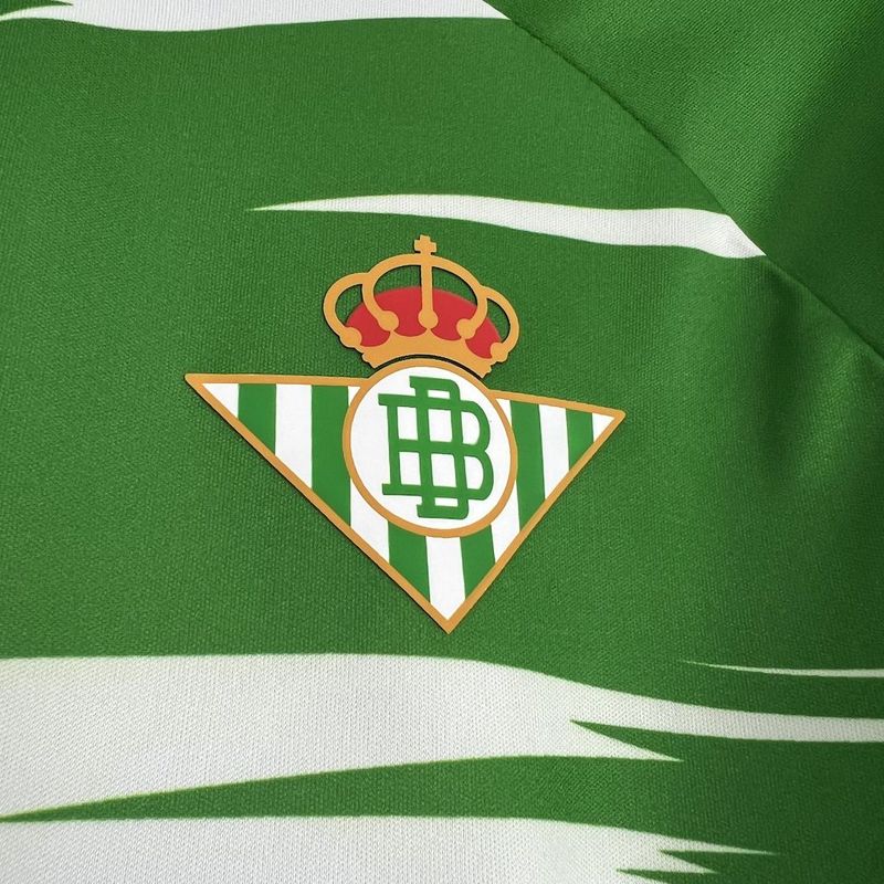 Real Betis 2025/26 Hummel x Limited Edition Naruto Jersey