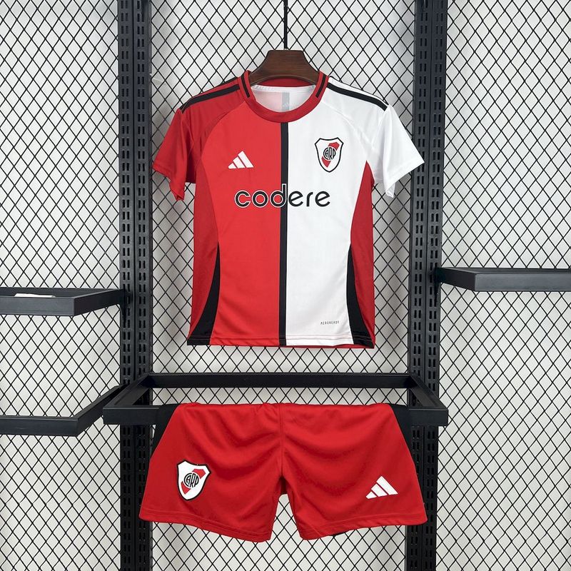Third 25/26 Kids Kit