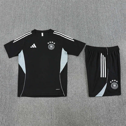 Training Men's Kit