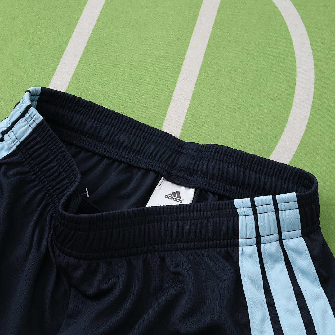 Shorts 26