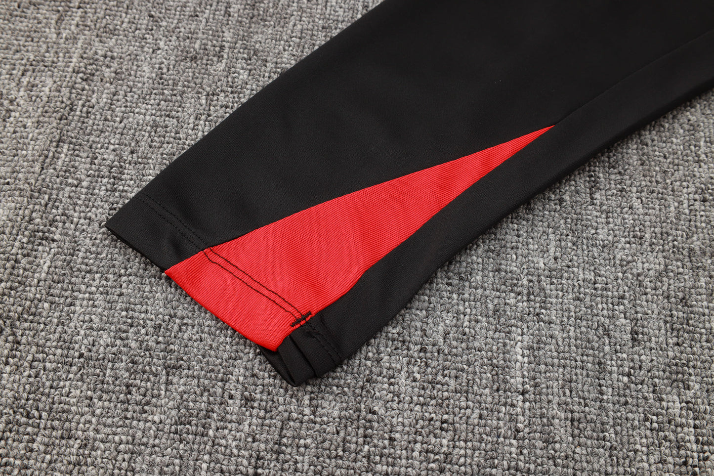 Tracksuit 24/25