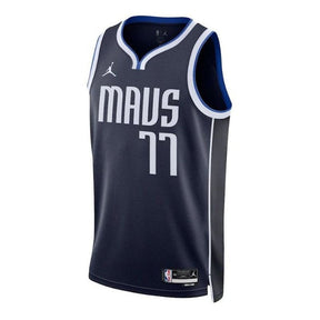 Luka Don������������������i������������������ - Dallas Mavericks Unisex 2023 Statement Edition NBA Jersey - Navy